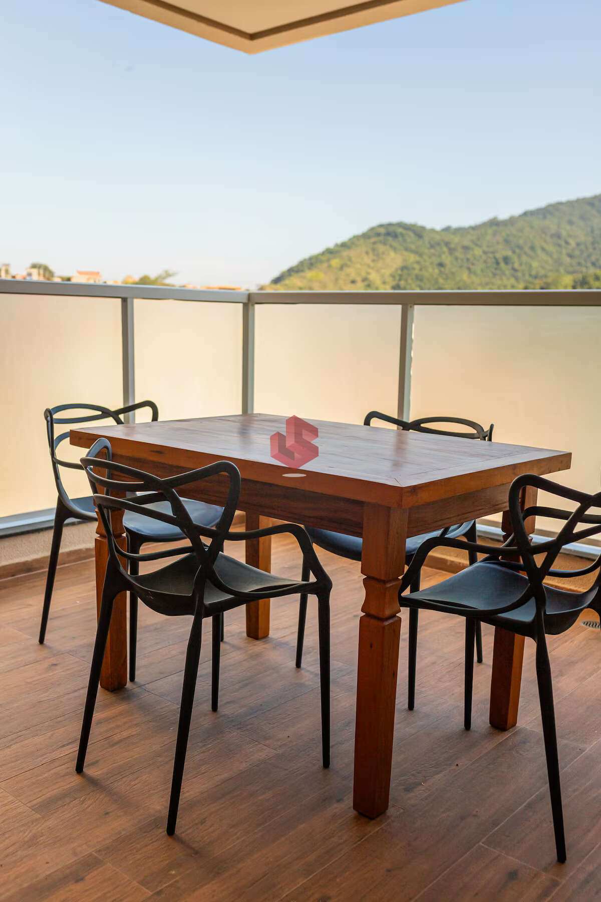 Apartamento à venda com 2 quartos, 80m² - ,