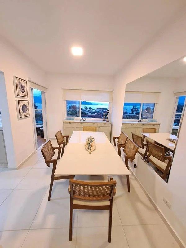 Cobertura à venda em Ubatuba, Itaguá, com 3 quartos, 115m² - Grupo Sena Consultoria Imobiliária
