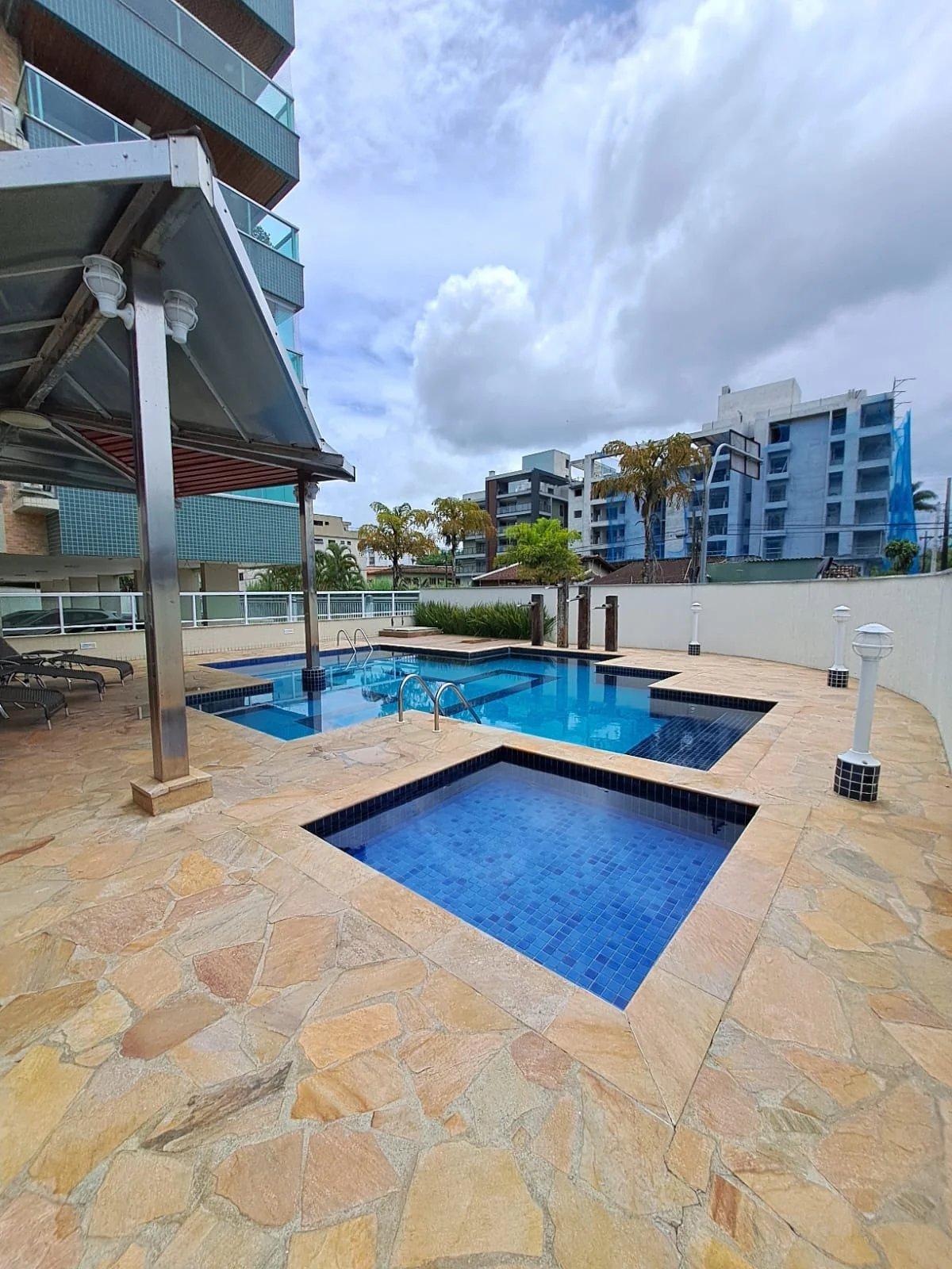 Apto à venda com piscina e varanda gourmet na Praia do Itaguá em Ubatuba - Grupo Sena Consultoria Imobiliária