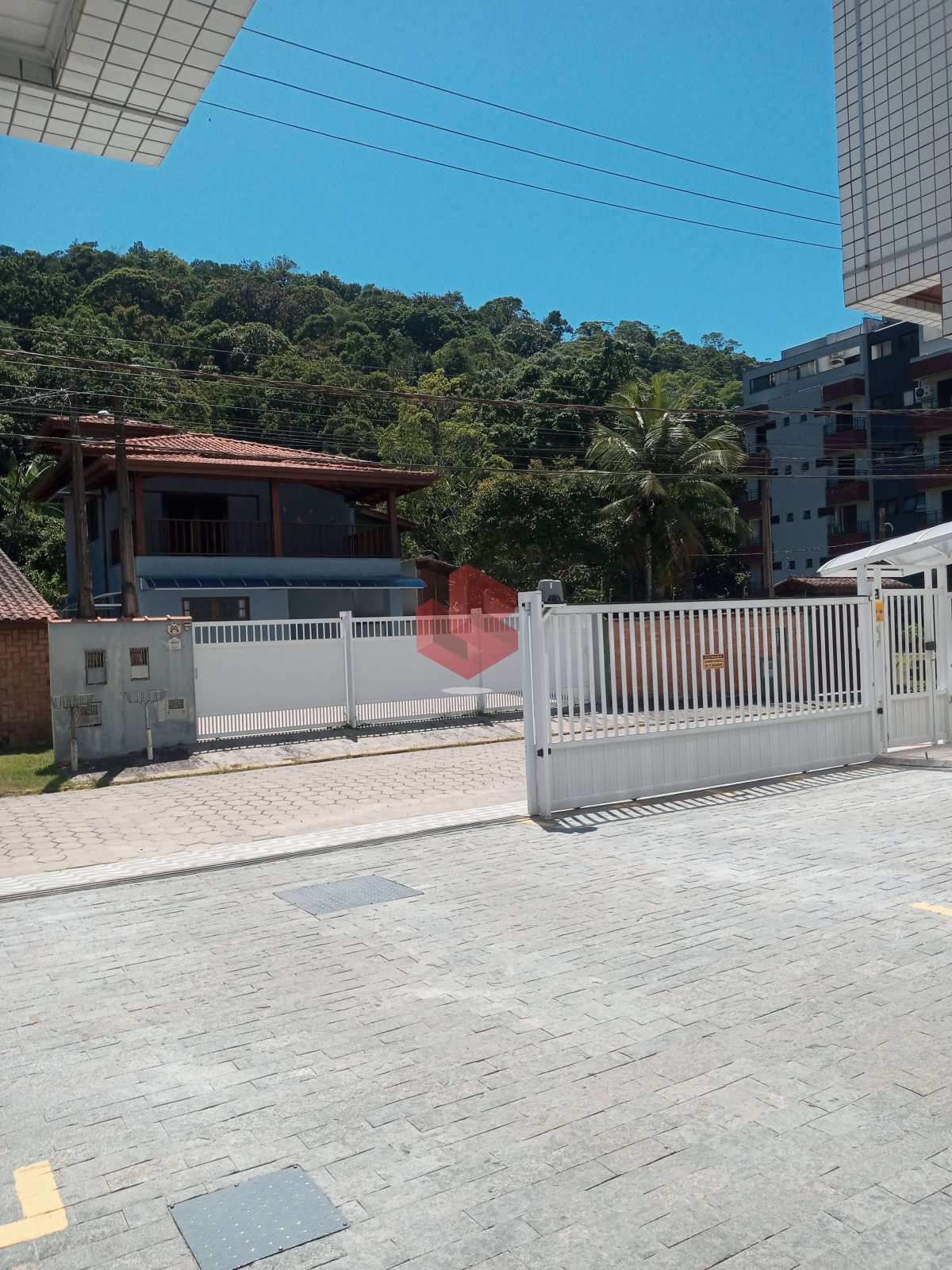 Apartamento de luxo à venda, no Residencial Costa Verde.,  em Ubatuba, Toninhas, com 2 quartos, 91m² - Grupo Sena Consultoria Imobiliária