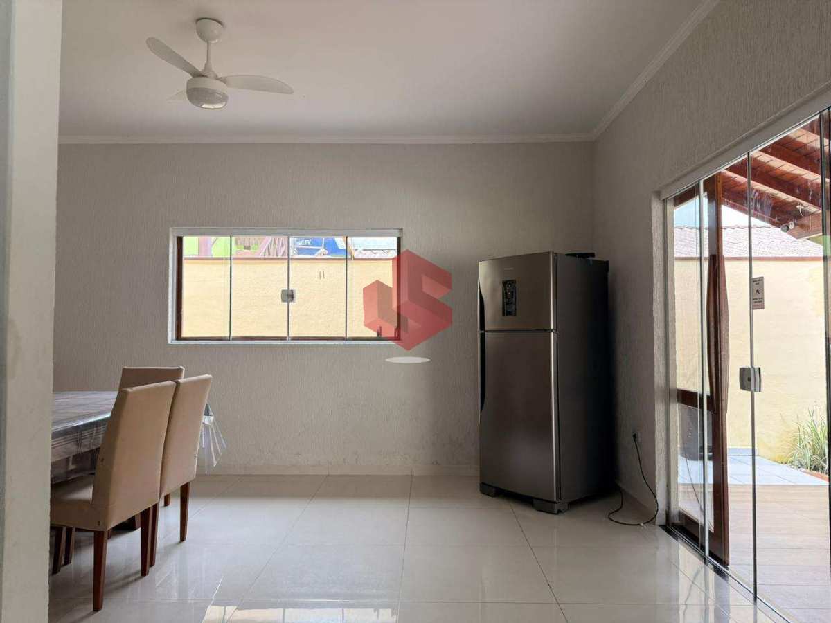 Casa à venda, com 3 quartos, 670m² - Grupo Sena Consultoria Imobiliária