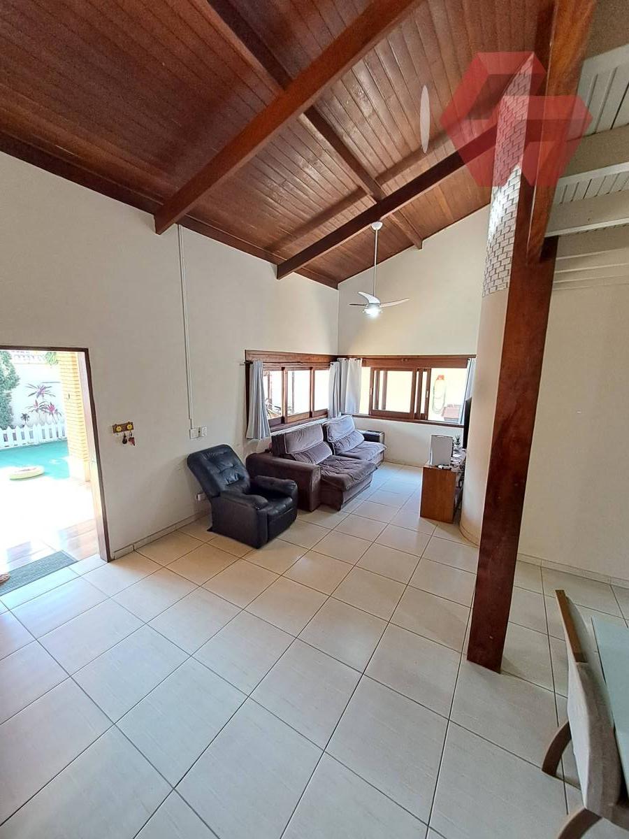 Casa, 3 quartos, 180 m² - Foto 3
