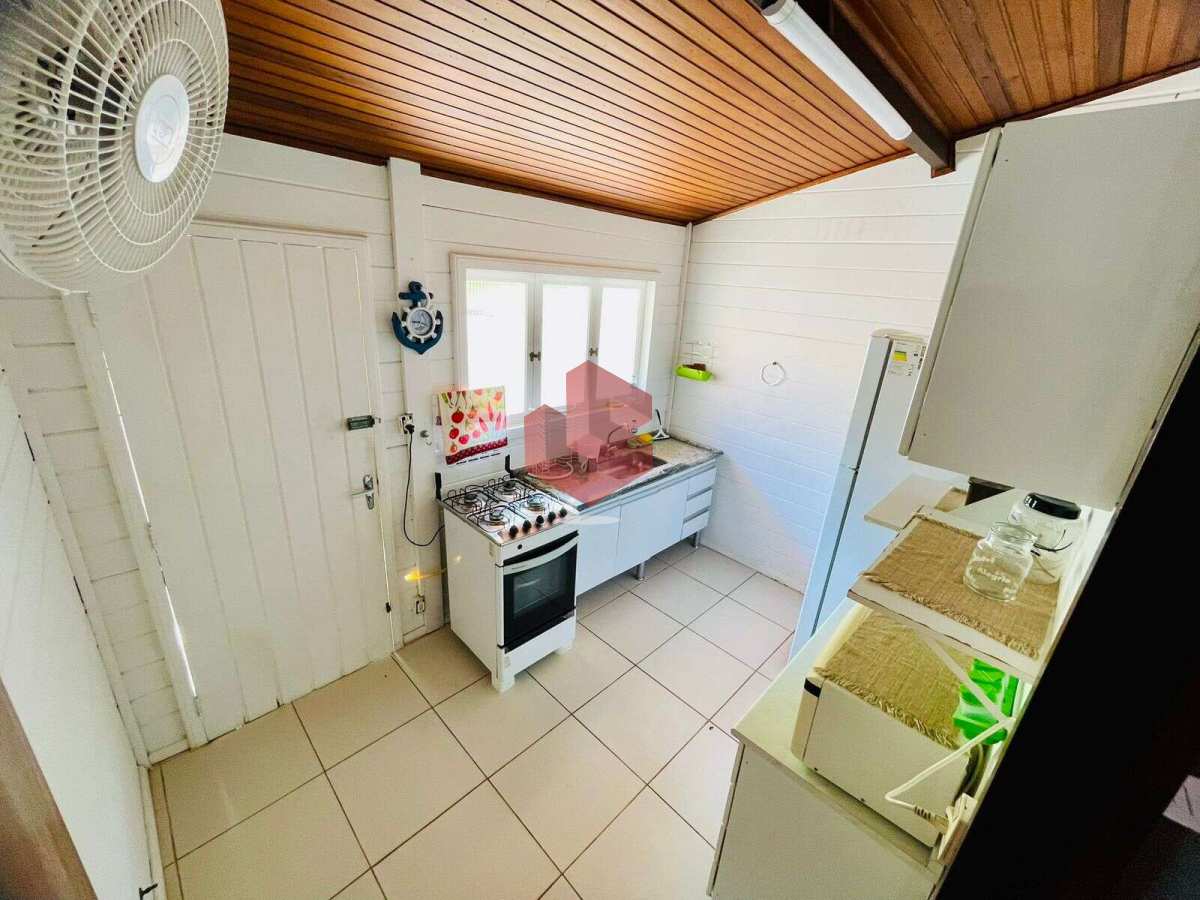 Casa à venda em Ubatuba, Toninhas, com 3 quartos, 108m² - Grupo Sena Consultoria Imobiliária