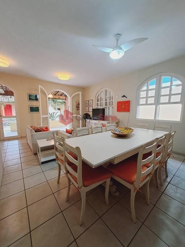 Casa à venda com 5 dormitórios em Condomínio Pé na Areia na Praia da Enseada em Ubatuba - Grupo Sena Consultoria Imobiliária