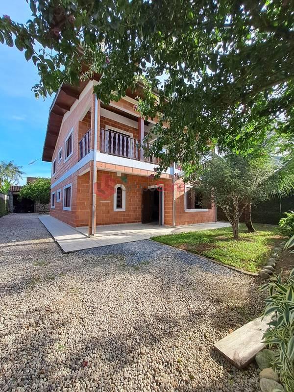 Sobrado à venda com 4 dormitórios na Ressaca em Ubatuba - Grupo Sena Consultoria Imobiliária